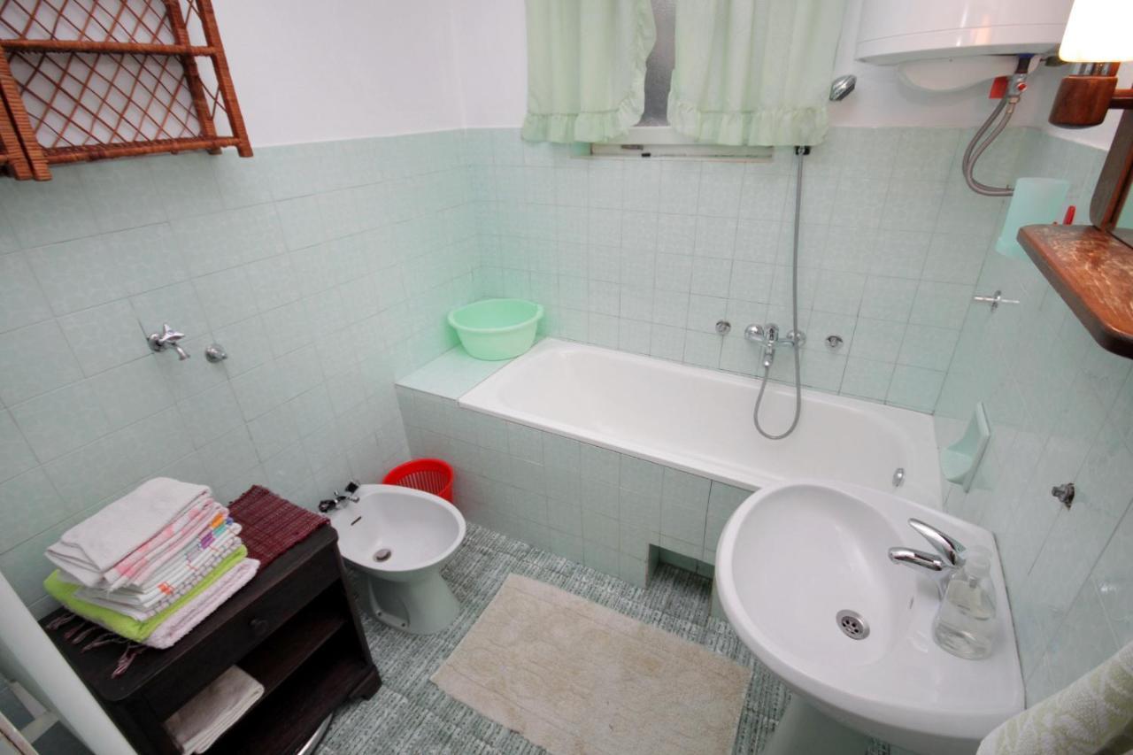 Apartments With A Parking Space Novi Vinodolski - 2423 Εξωτερικό φωτογραφία