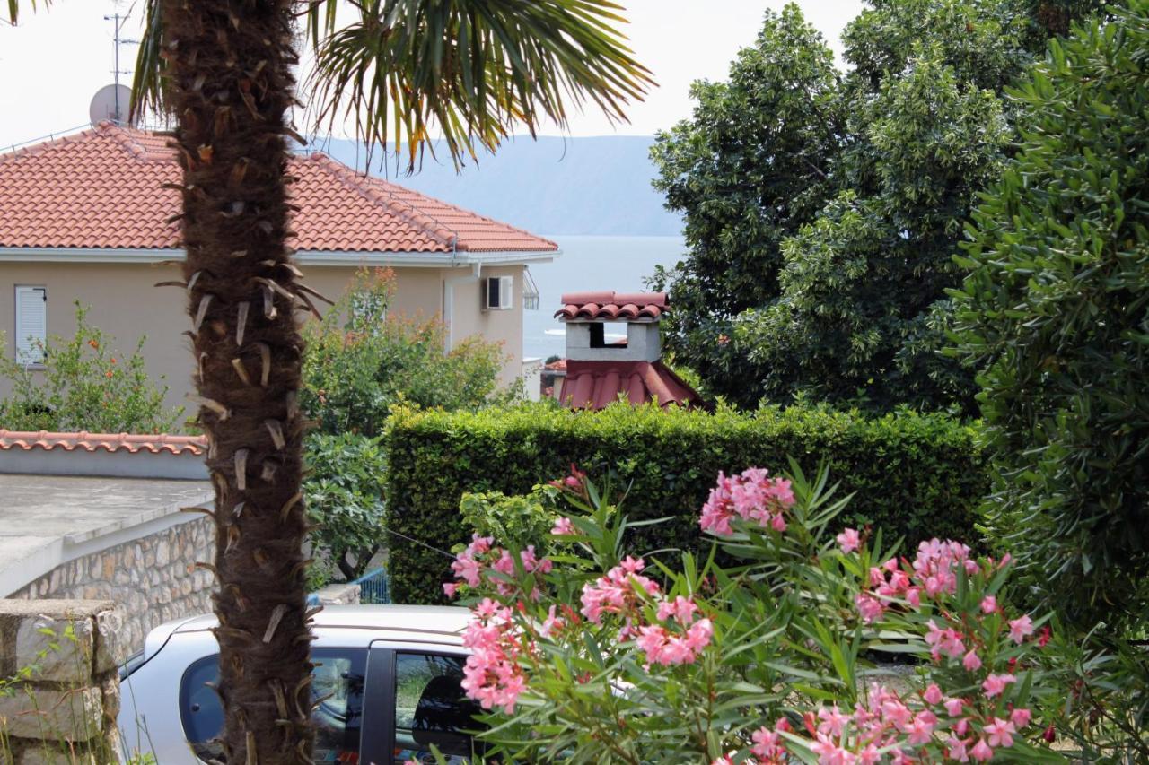 Apartments With A Parking Space Novi Vinodolski - 2423 Εξωτερικό φωτογραφία
